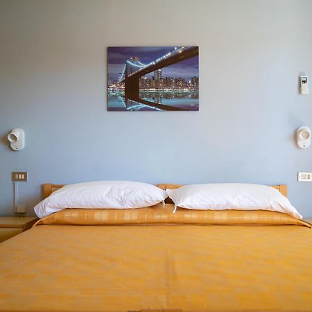 Hotel Quattropalme 托尔托雷托 外观 照片
